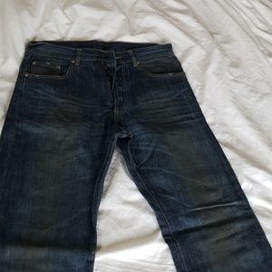 Divided jeans